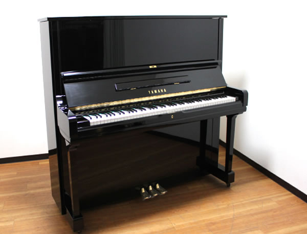 Dan-Piano-Yamaha-U3H-53